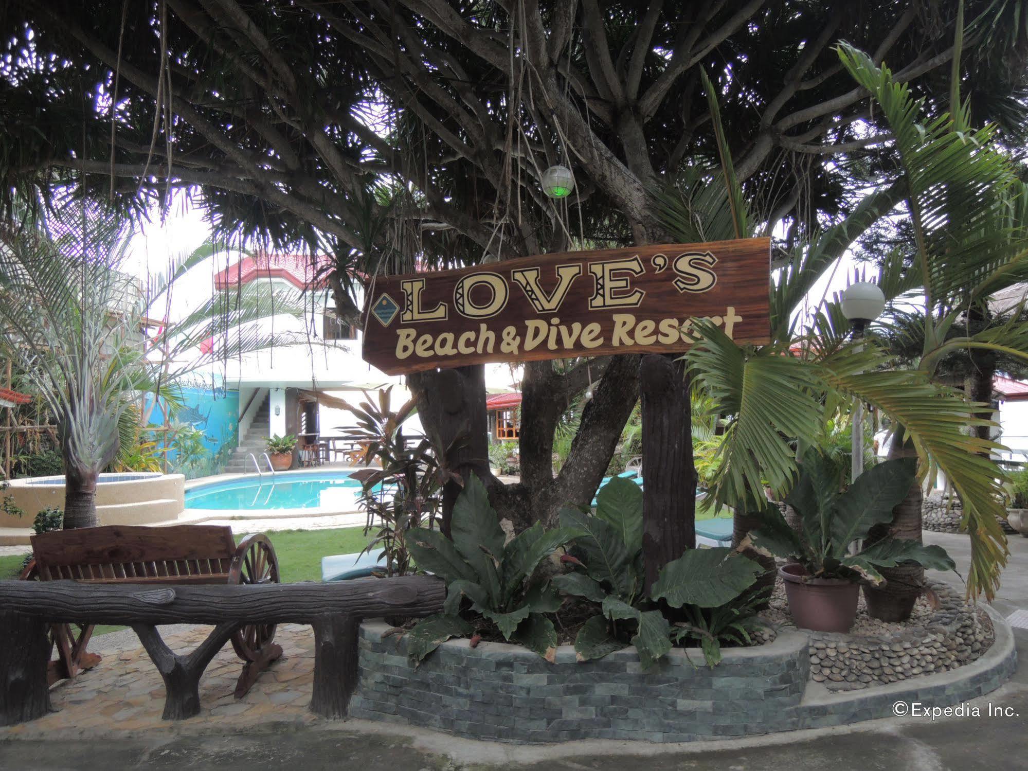 Love'S Beach & Dive Resort Моалбоал Экстерьер фото