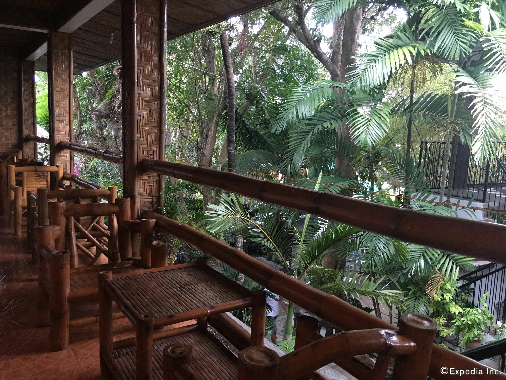 Love'S Beach & Dive Resort Моалбоал Экстерьер фото